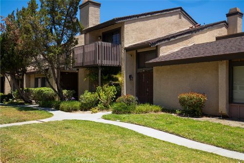 20-8430 Winnetka Ave, Winnetka, CA, 91306-5011 | Card Image
