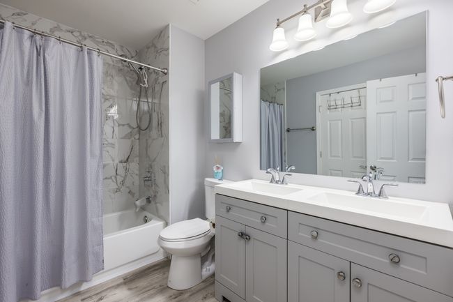 1357 Coldspring Rd, Townhouse with 2 bedrooms, 2 bathrooms and 1 parking in Carol Stream IL | Image 22