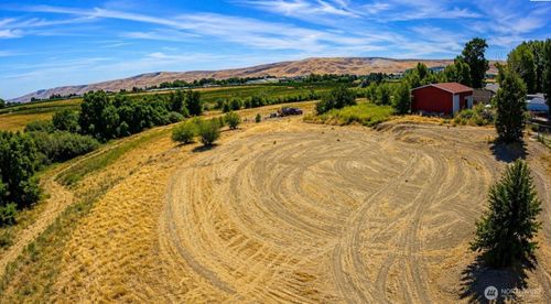 28005 N Crosby Rd, Prosser, WA, 99350 | Card Image