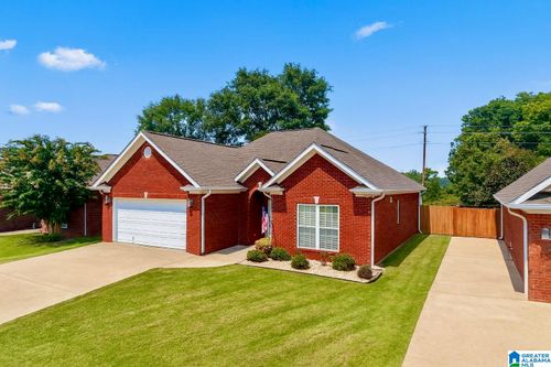 30 Ashton Ln, SYLACAUGA, AL, 35150-8803 | Card Image