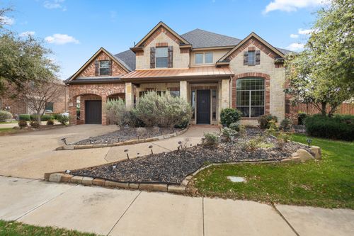 1818 Park Highland Way, Arlington, TX, 76012-5432 | Card Image