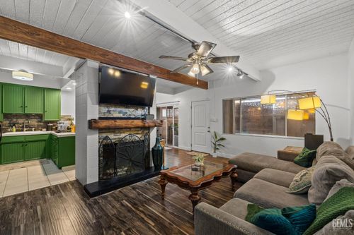 apt-8-3800 Stockdale Hwy, Bakersfield, CA, 93309-2159 | Card Image