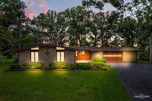 3S984 Oakland Ln, North Aurora, IL, 60542-5950 | Card Image