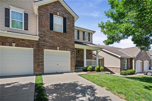 3637 Nw 85th St, Kansas City, MO, 64154-1165 | Card Image