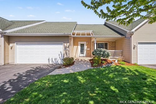 2-1103 Fountain View Cir, Holland, MI, 49423-5635 | Card Image