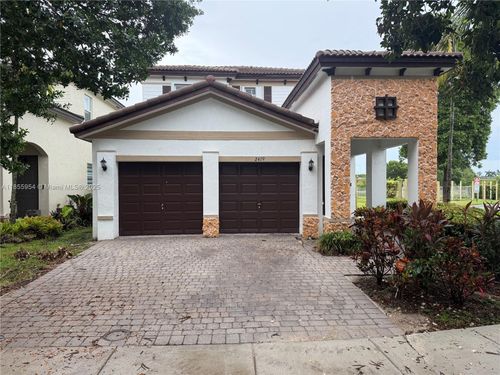 2479 Ne 4th St, Homestead, FL, 33033-5944 | Card Image