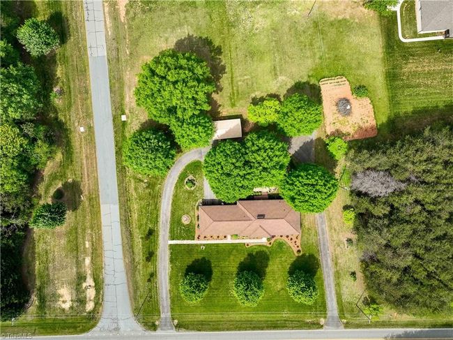 7044 Belews Creek Rd, House other with 3 bedrooms, 3 bathrooms and null parking in Belews Creek NC | Image 40