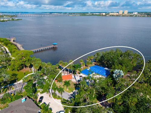 1401 1st Ave E, BRADENTON, FL, 34208-1301 | Card Image