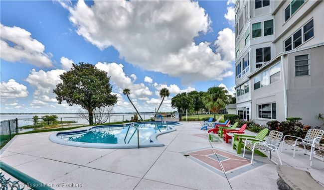 APT-508 - 2131 Lakeview Dr, Condo with 2 bedrooms, 2 bathrooms and null parking in Sebring FL | Image 4