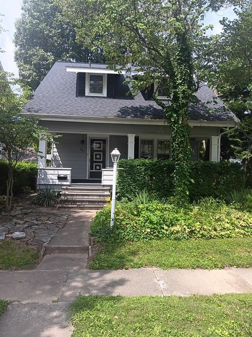 561 Virginia Ave, Bucyrus, OH, 44820-2545 | Card Image
