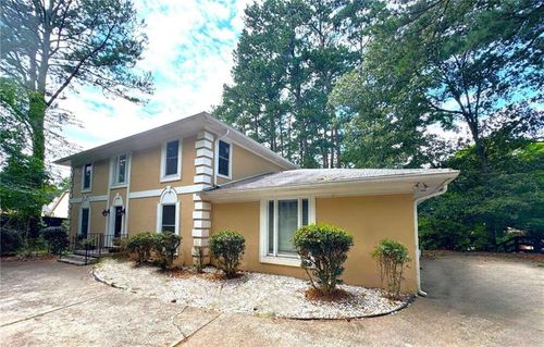5338 Roberts Dr, Atlanta, GA, 30338-3835 | Card Image