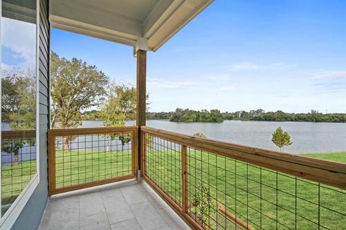 10095 Serrano Park Dr, Houston, TX, 77075-1487 | Card Image
