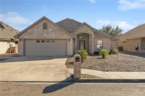 3522 Country Club Dr N, Edinburg, TX, 78542-7457 | Card Image