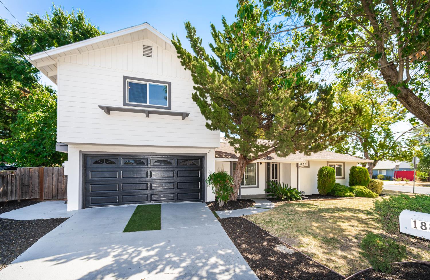 Residential in Pleasant Hill