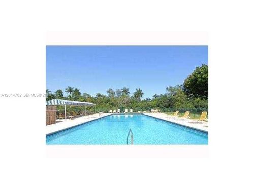 4b-115 Royal Park Dr, Oakland Park, FL, 33309-5879 | Card Image