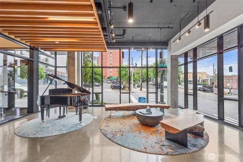 unit-505-450 S Main St, Seattle, WA, 98104-5173 | Card Image