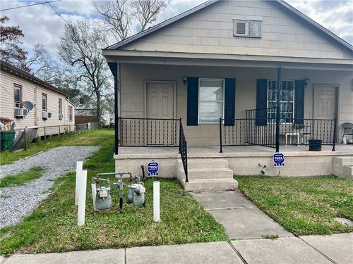 533 Avenue B, Marrero, LA, 70072-2013 | Card Image