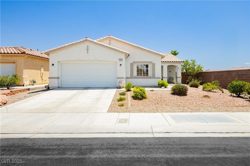 5402 Winterdale St, North Las Vegas, NV, 89031-3609 | Card Image