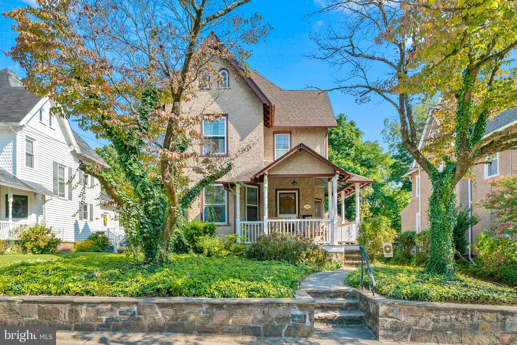 Tennis Ave, Ambler, PA 19002