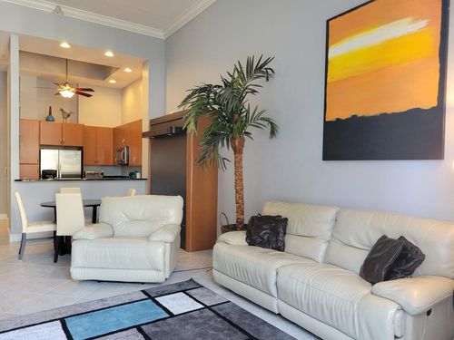 apt-317-701 S Olive Ave, West Palm Beach, FL, 33401-6107 | Card Image