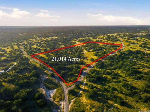 189 Taurus Ln, Junction, TX, 76849 | Card Image
