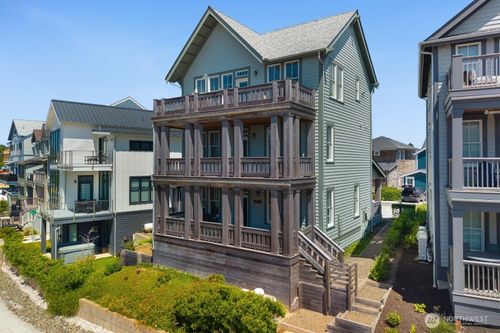 32 Ocean Tide Ln, Pacific Beach, WA, 98571 | Card Image