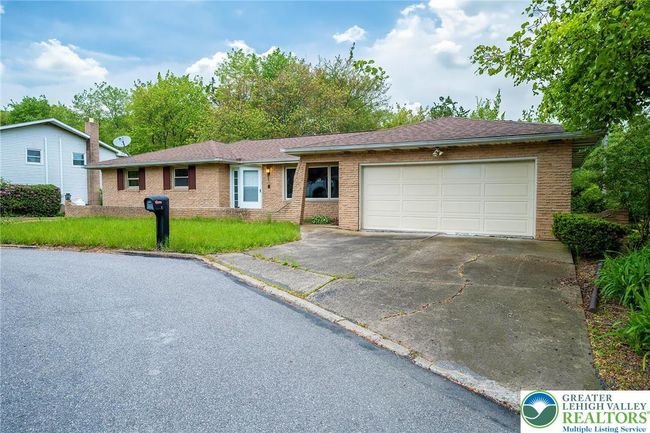 1 Circle Dr, House other with 4 bedrooms, 3 bathrooms and null parking in Hazleton PA | Image 36