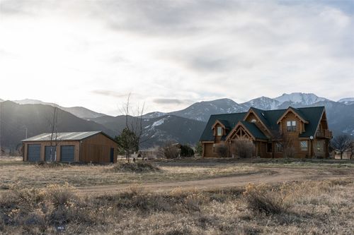 18 White Rock Ln, Whitehall, MT, 59759-9543 | Card Image