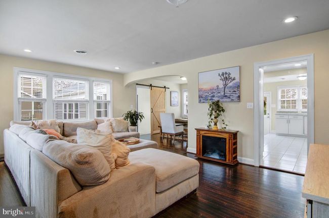 8231 Mount Vernon Hwy, House other with 6 bedrooms, 4 bathrooms and null parking in ALEXANDRIA VA | Image 5