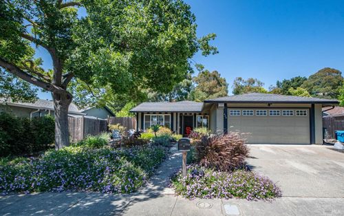 424 Holly Street, Vallejo, CA, 94589 | Card Image