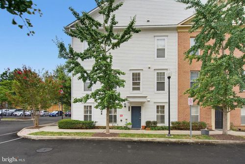 3927 Old Dominion Boulevard, Alexandria, VA, 22305 | Card Image