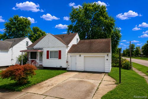 3933 Clairmont St, Flint, MI, 48532-5264 | Card Image
