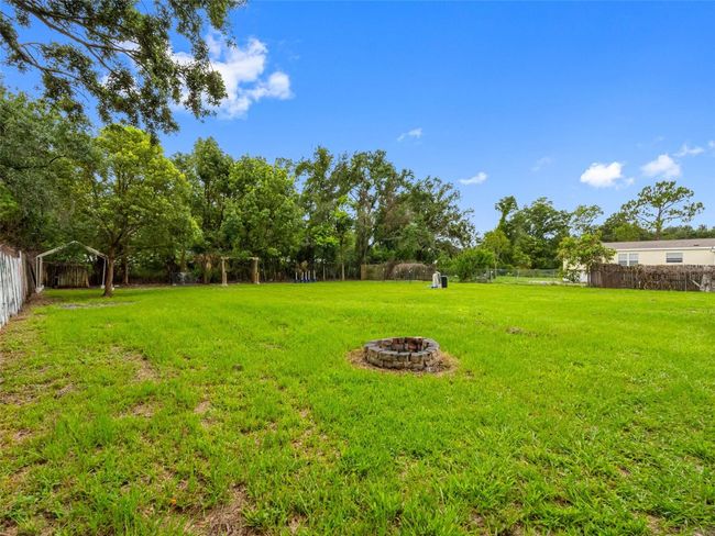 8714 N Meadowview Cir, House other with 2 bedrooms, 2 bathrooms and null parking in Tampa FL | Image 40