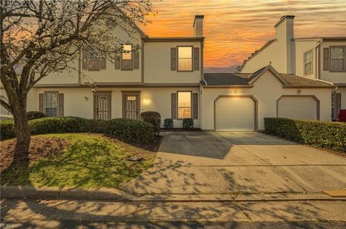 4513 Brinker Dr, Virginia Beach, VA, 23462-7946 | Card Image