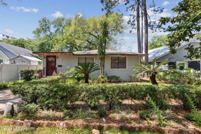 323 S 5 Th Street, House other with 2 bedrooms, 1 bathrooms and null parking in Fernandina Beach FL | Image 2