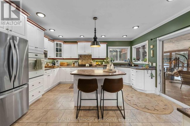 1077 Allan Rd, House other with 3 bedrooms, 2 bathrooms and 6 parking in Deep River ON | Image 11