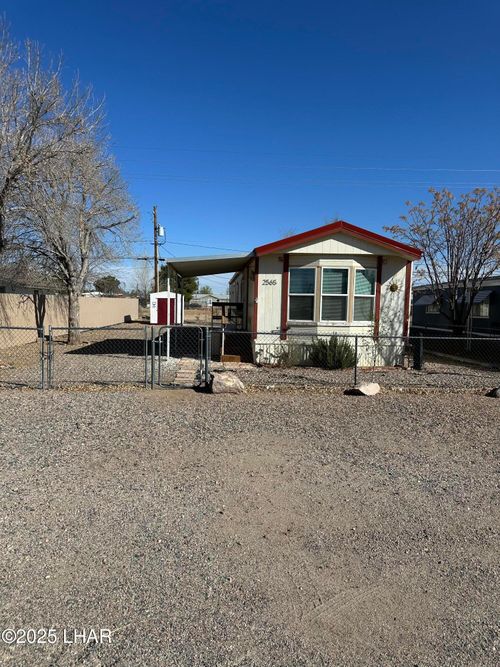 2565 E John L Ave, Kingman, AZ, 86409-1947 | Card Image