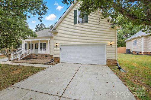 332 Chelveston Dr, Rock Hill, SC, 29732-8470 | Card Image