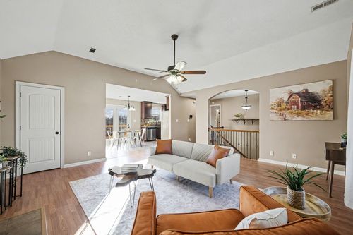 1304 Freedom Dr, Clarksville, TN, 37042-8247 | Card Image