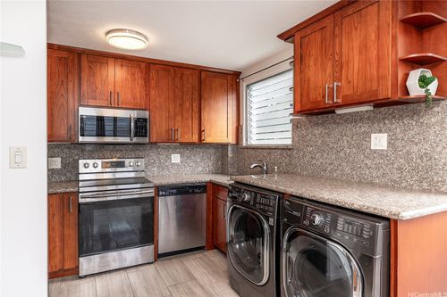 apt-207-1720 Poki St, Honolulu, HI, 96822-4480 | Card Image
