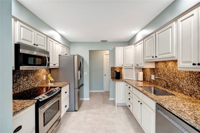 6304 - 6304 River Run Dr, House attached with 2 bedrooms, 2 bathrooms and null parking in Sebastian FL | Image 18