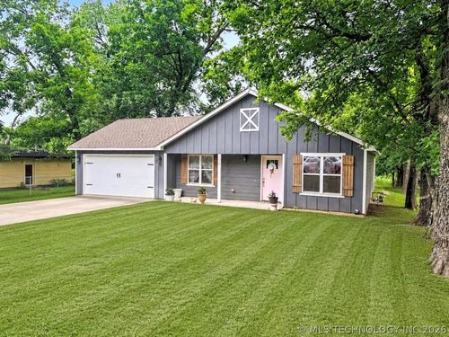 404 E Cottonwood St, Fort Gibson, OK, 74434-8666 | Card Image