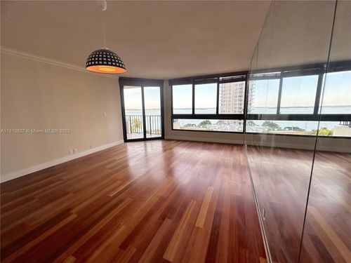 apt-a811-520 Brickell Key Dr, Miami, FL, 33131-2415 | Card Image