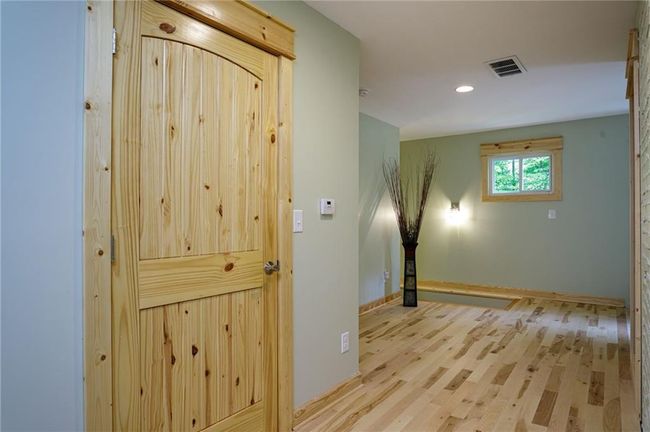 4075 Fincher Dr, House other with 3 bedrooms, 2 bathrooms and null parking in Gainesville GA | Image 11