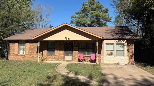 303 Rolling Oaks Dr, Rogers, AR, 72756-2458 | Card Image