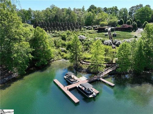 1 Kitty Hawk Ln, Six Mile, SC, 29682-4304 | Card Image