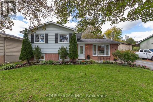 618 Aylmer Cres, Kingston, ON, K7M6H1 | Card Image