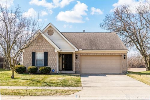 2432 Harmony Dr, Xenia, OH, 45385-4899 | Card Image