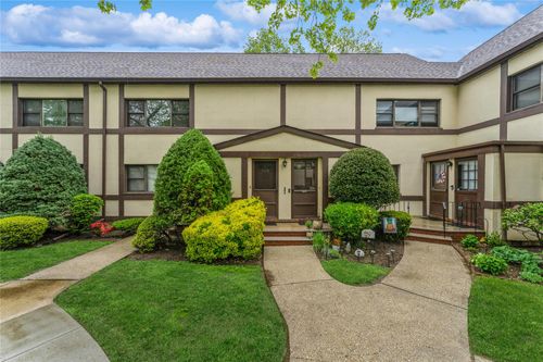 apt-b2-274 Cherry Valley Ave, Garden City, NY, 11530-1516 | Card Image