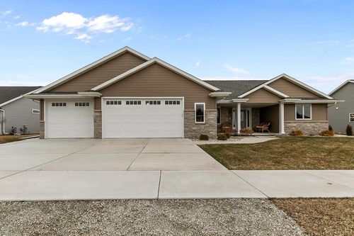 2934 E Turquoise Lane, APPLETON, WI, 54913 | Card Image